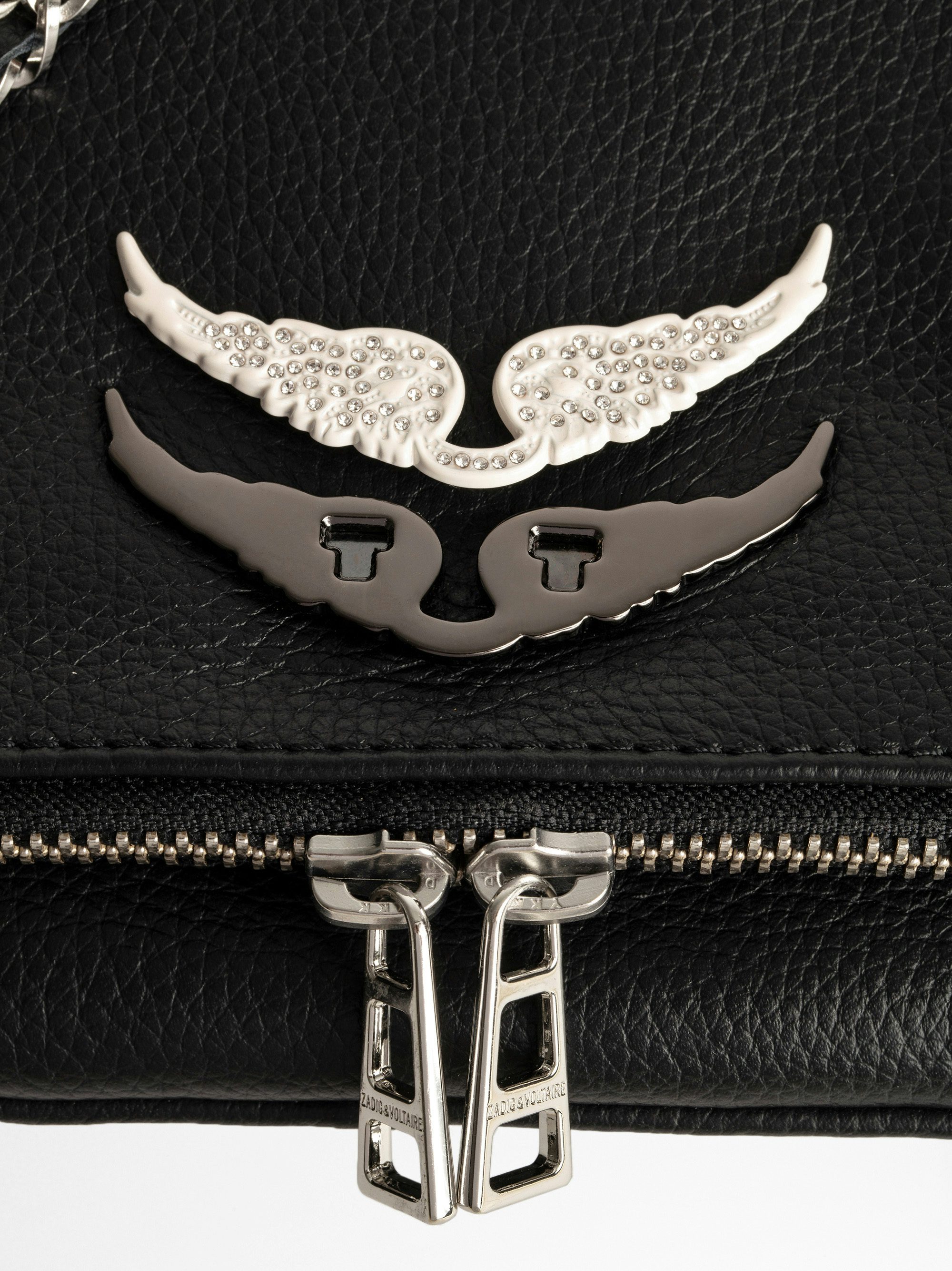 Charm Swing Your Wings - Charm ailes à clipser sur un sac Swing your Wings, conçu pour personnaliser exclusivement cette gamme de sacs.